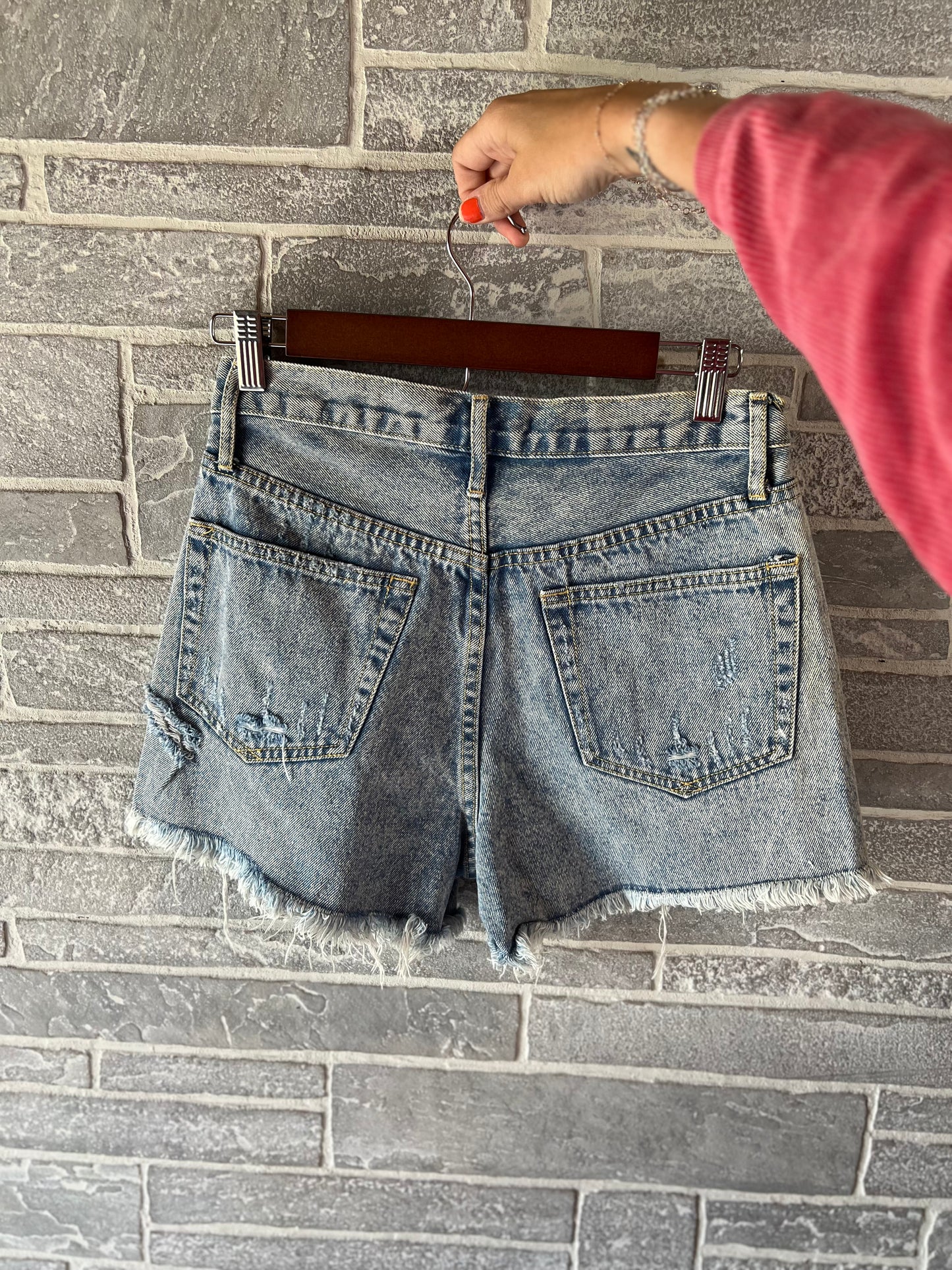 Ana Short